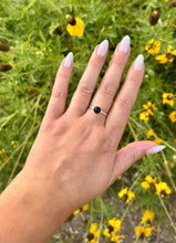 Load image into Gallery viewer, Sterling Silver Onyx Ring