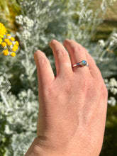 Load image into Gallery viewer, Sterling Silver Labradorite Ring