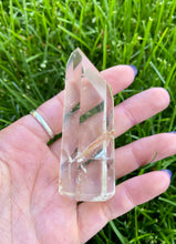 Load image into Gallery viewer, Clear Quartz Point