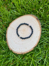 Load image into Gallery viewer, Onyx Stretch Bracelet
