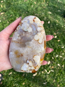 Large Flower Agate Round Tower