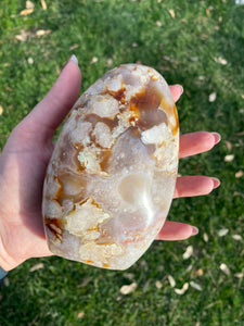 Large Flower Agate Round Tower