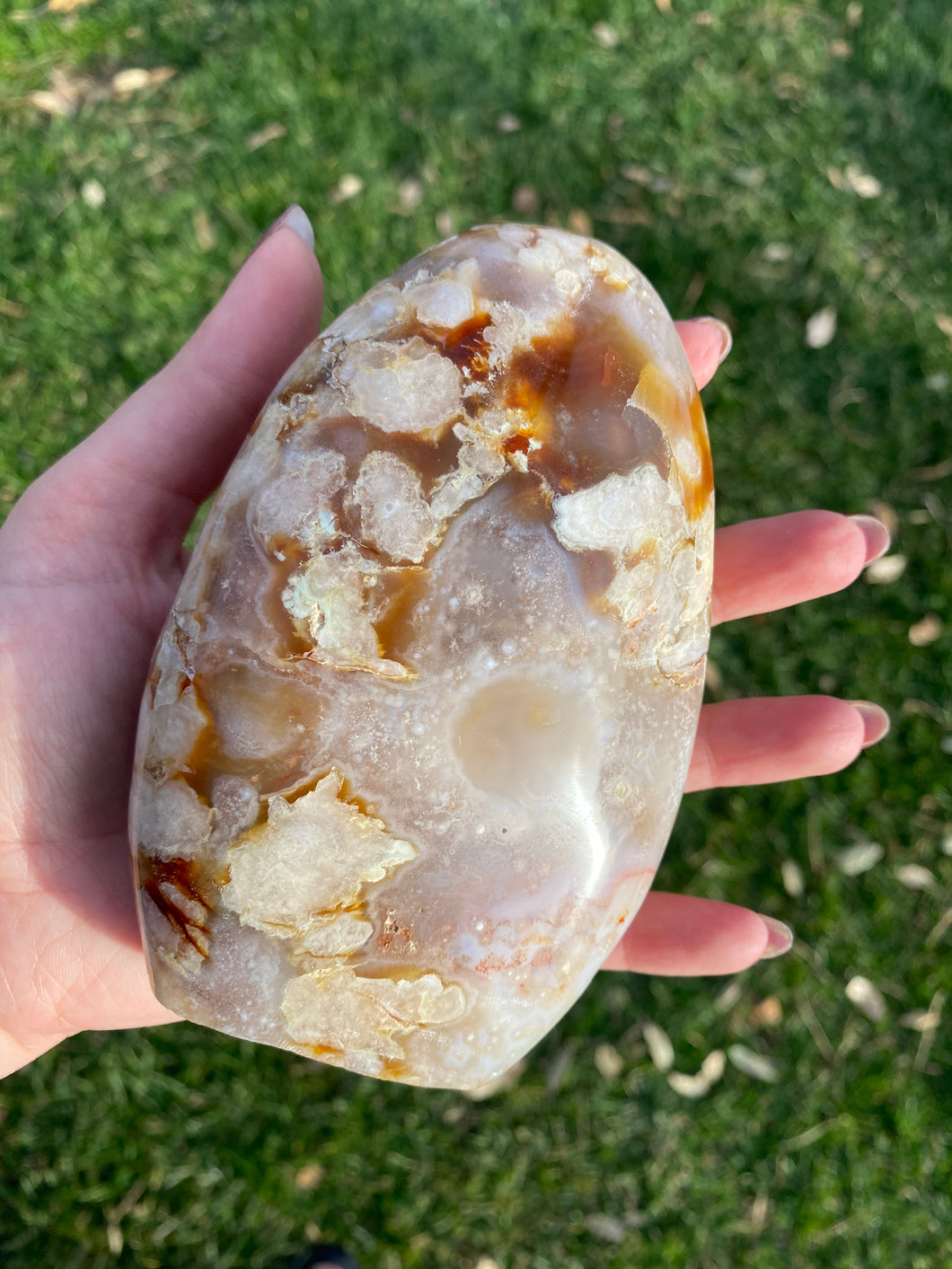 Large Flower Agate Round Tower