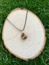 Load image into Gallery viewer, Tiger’s Eye Pendant I
