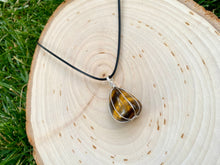 Load image into Gallery viewer, Tiger’s Eye Pendant I
